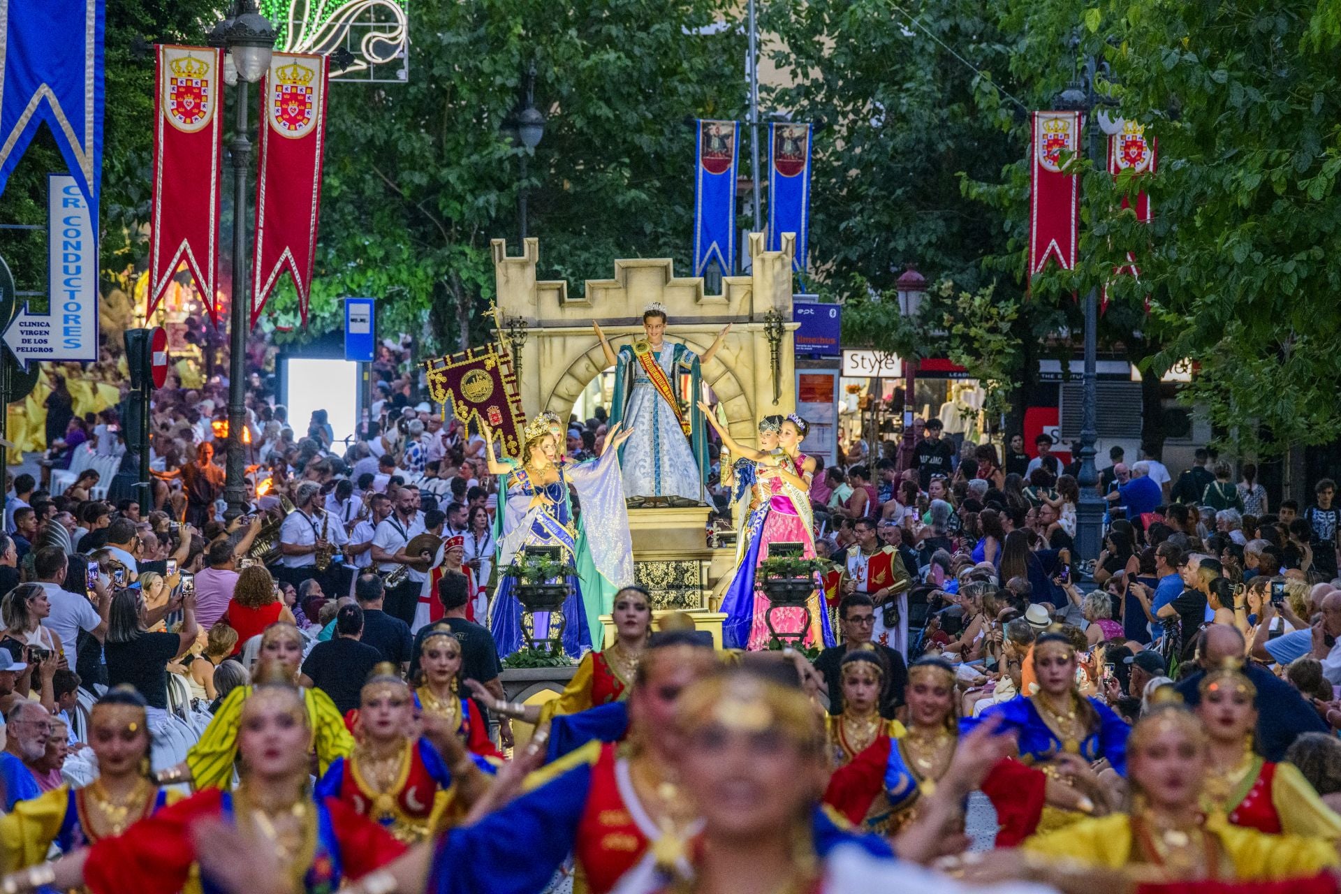 El Gran Desfile de Moros y Cristianos de Murcia, en imágenes