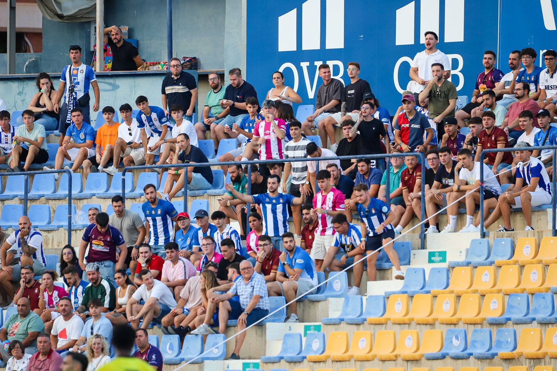 En imágenes, el partido entre el UCAM y el Lorca Deportiva