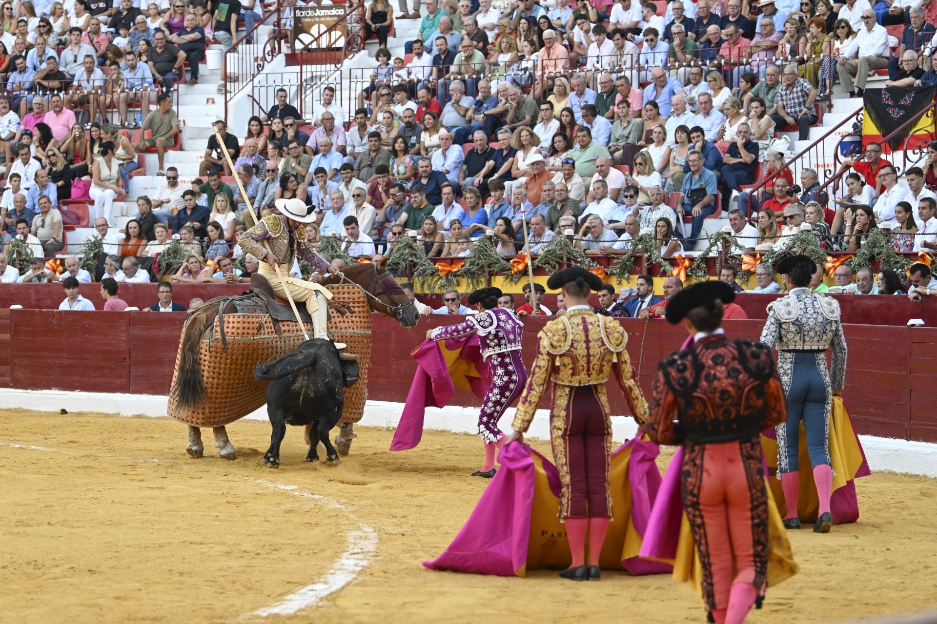 La primera novillada de la Feria Taurina de Murcia, en imágenes
