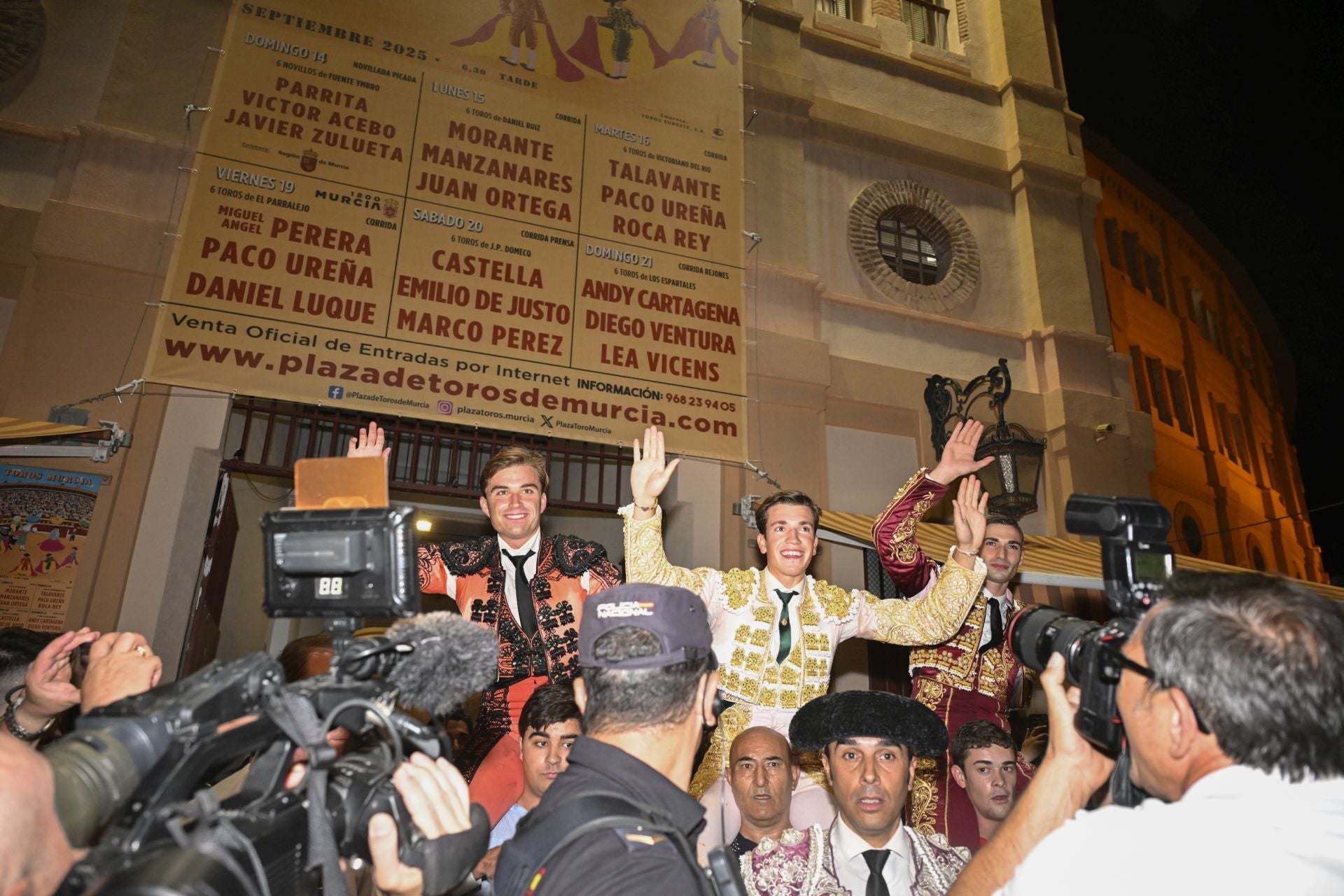 La primera novillada de la Feria Taurina de Murcia, en imágenes
