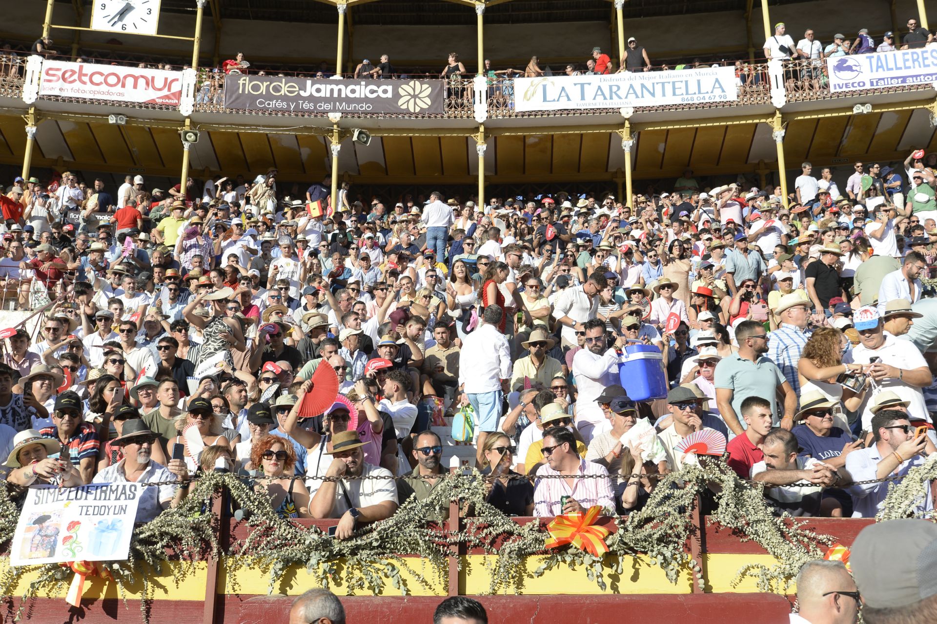 Las imágenes de la corrida de la Romería de la Feria Taurina de Murcia