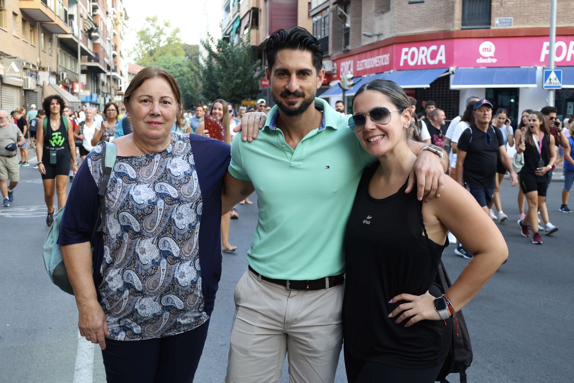 Búscate entre los romeros que acompañaron a la Fuensanta en Murcia