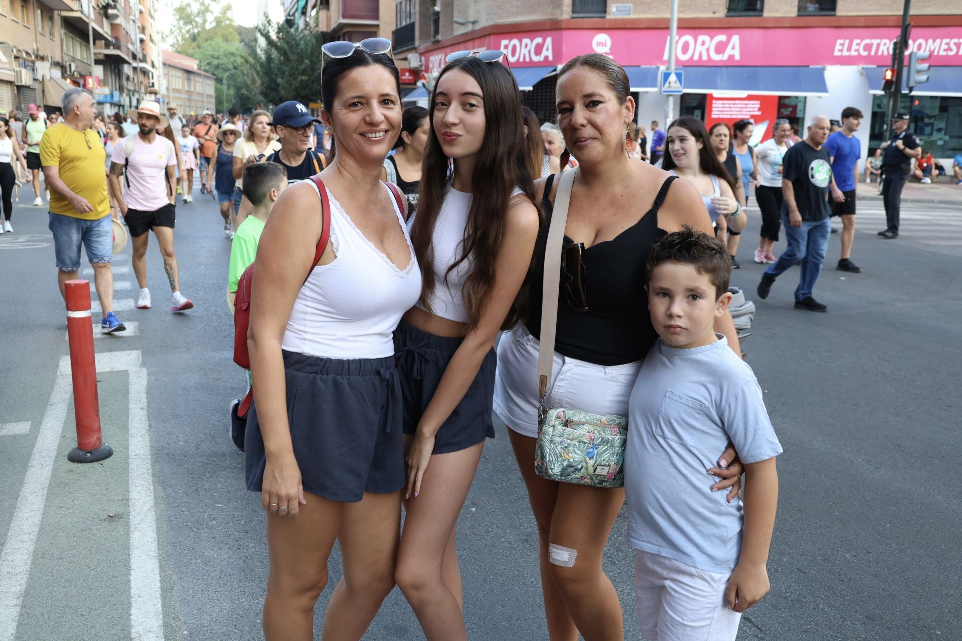 Búscate entre los romeros que acompañaron a la Fuensanta en Murcia