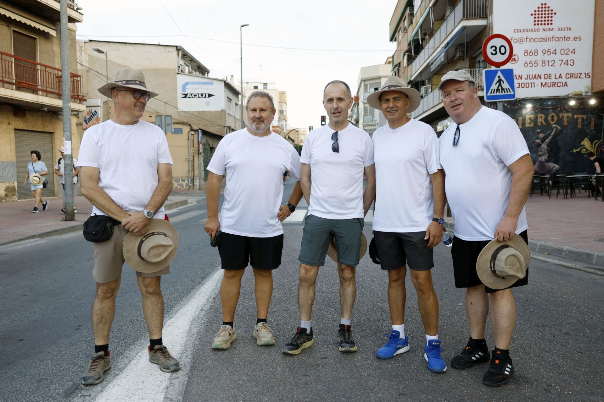 Búscate entre los romeros que acompañaron a la Fuensanta en Murcia