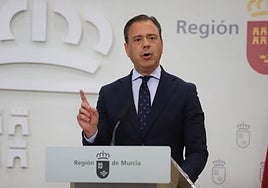 Marcos Ortuño, en rueda de prensa.