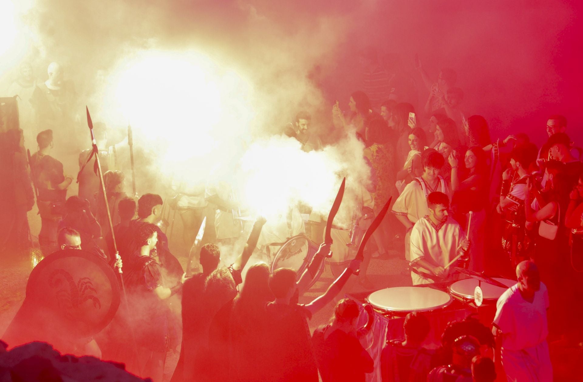 En imágenes, pregón e inicio de las Fiestas de Carthagineses y Romanos