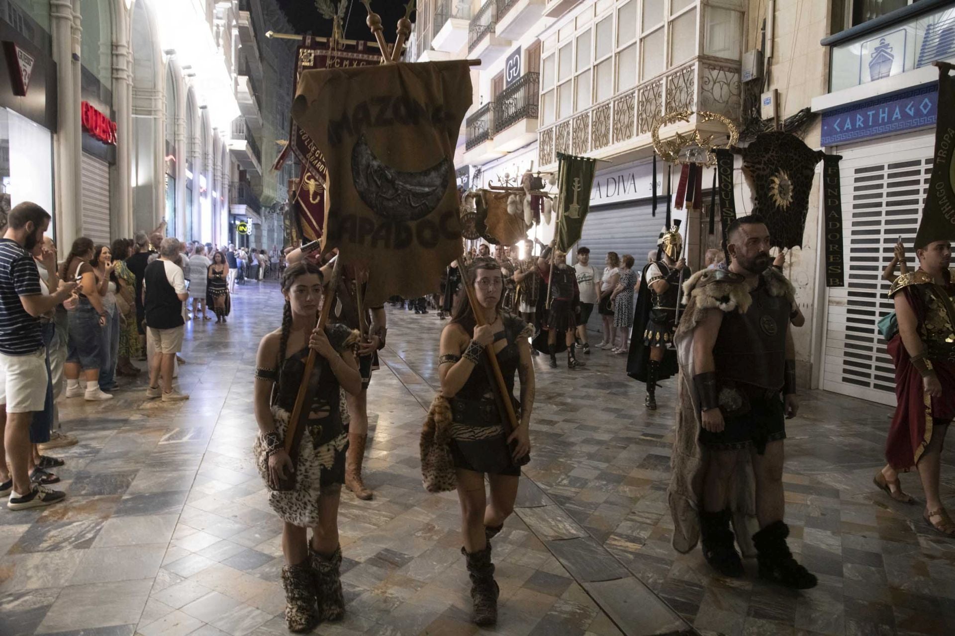 En imágenes, pregón e inicio de las Fiestas de Carthagineses y Romanos