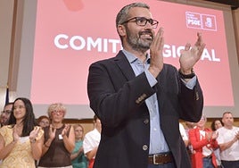 Francisco Lucas interviene en el Comité regional del PSRM-PSOE, reunido este sábado en la UMU.