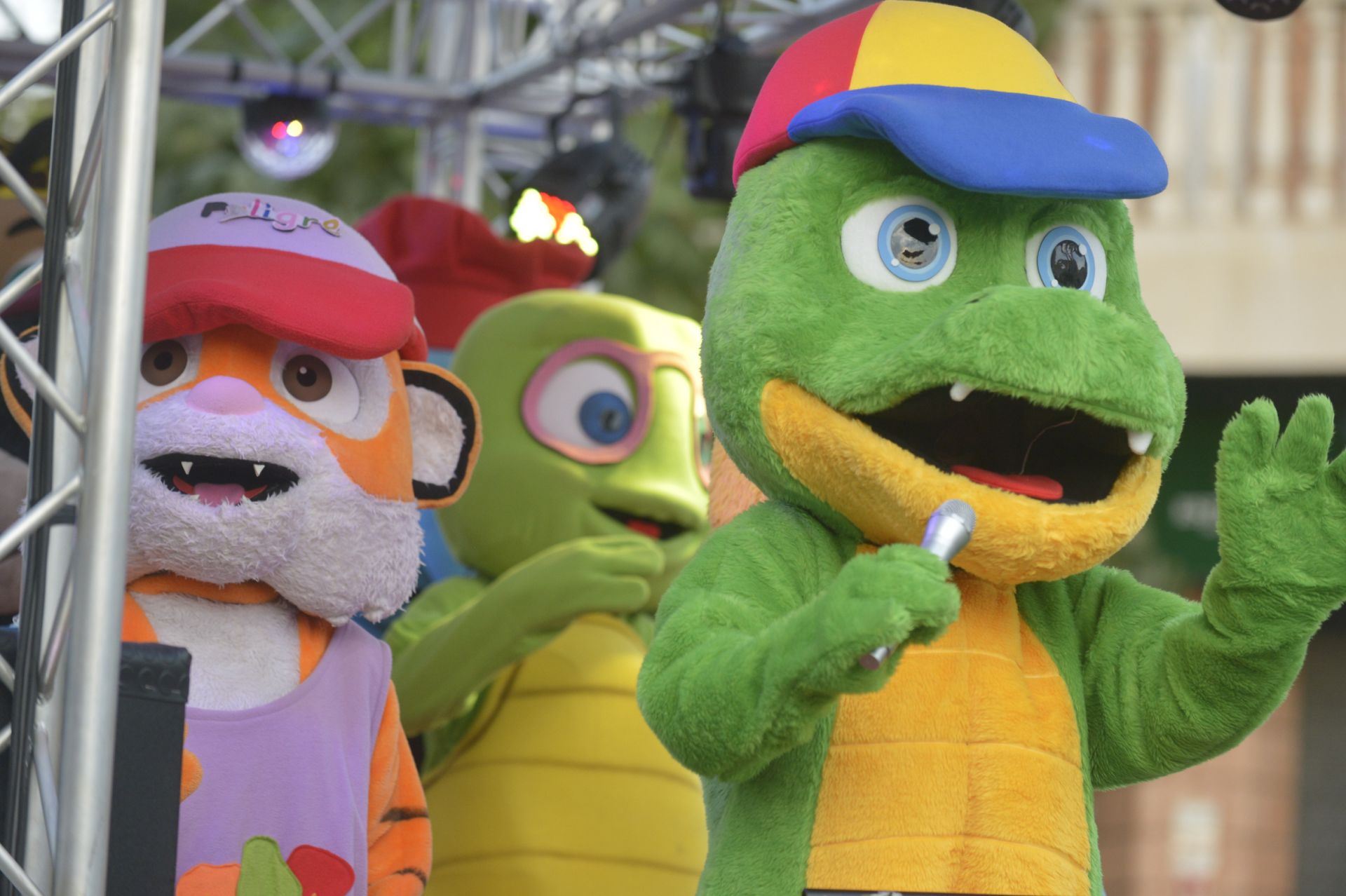 En imágenes, desfile de las carrozas de Molina de Segura