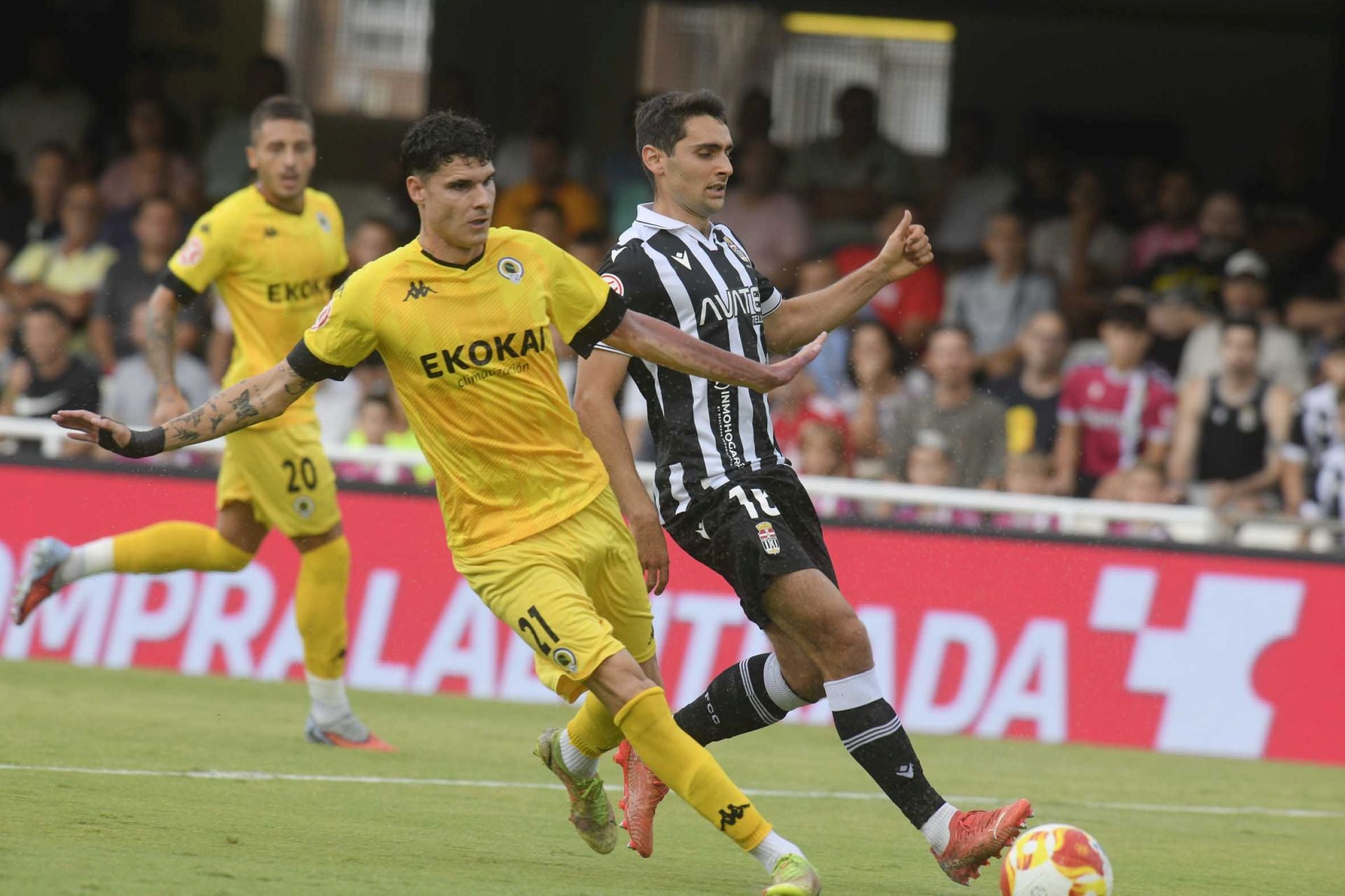 Pablo de Blasis regala la victoria al FC Cartagena en el último minuto, en imágenes