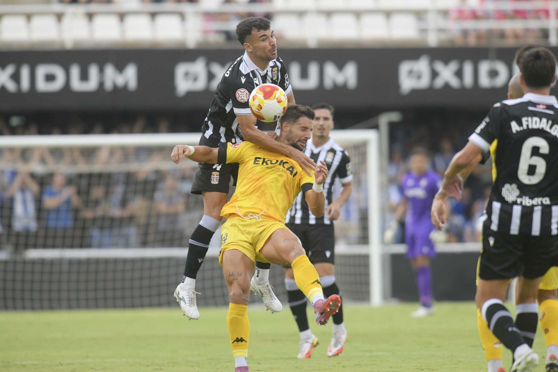 Pablo de Blasis regala la victoria al FC Cartagena en el último minuto, en imágenes