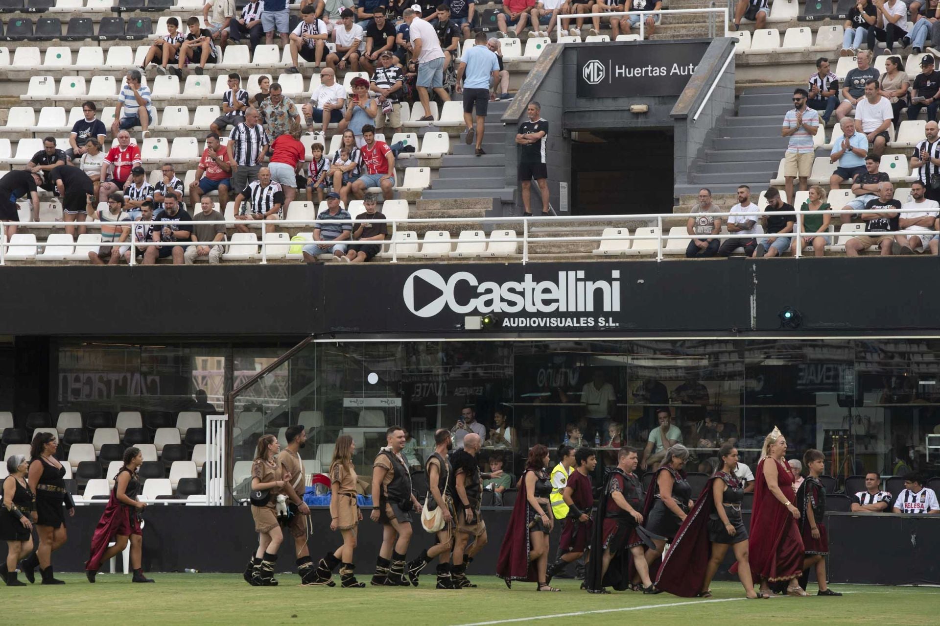 Pablo de Blasis regala la victoria al FC Cartagena en el último minuto, en imágenes