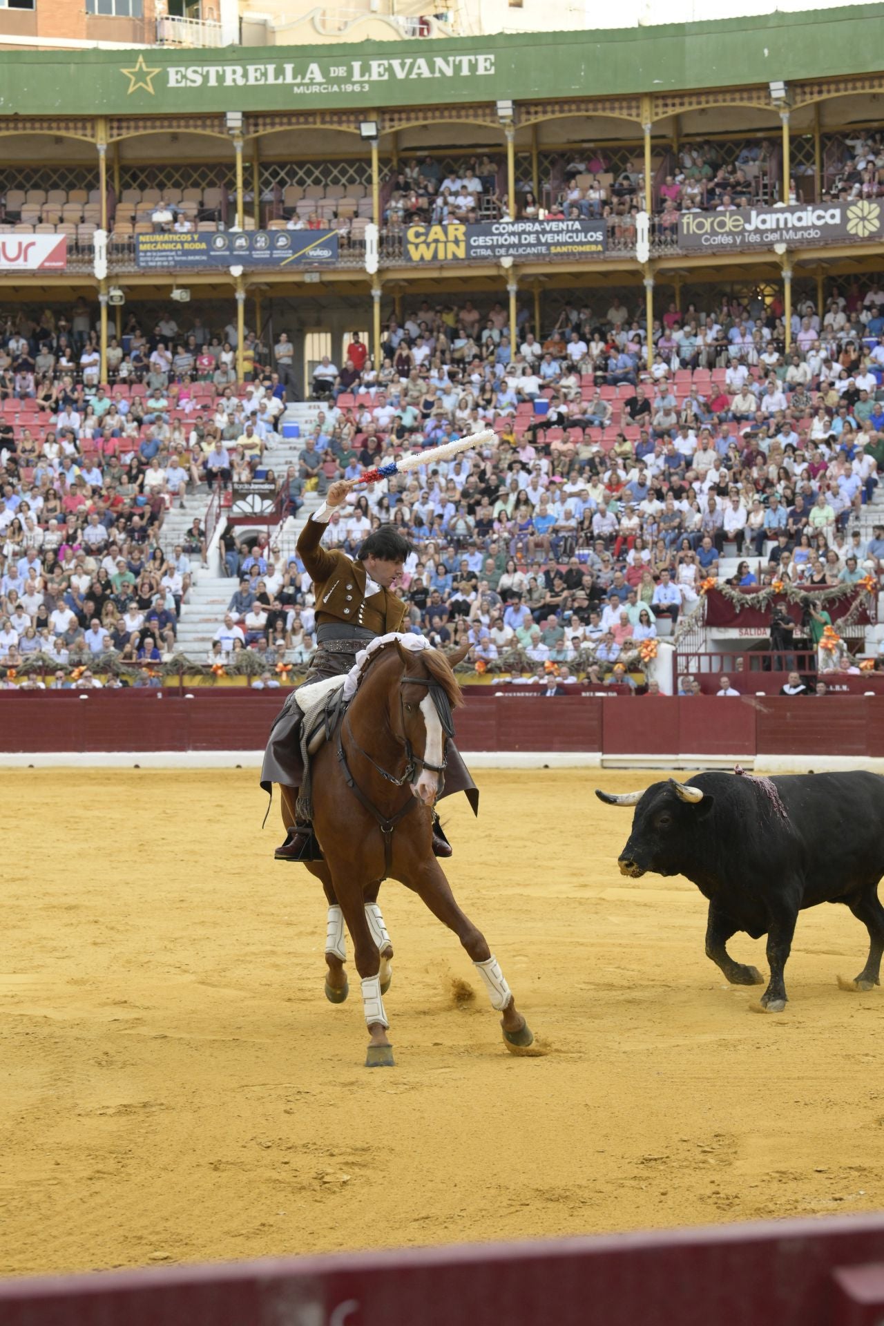 Las imágenes de la corrida de rejones de la Feria de Taurina de Murcia