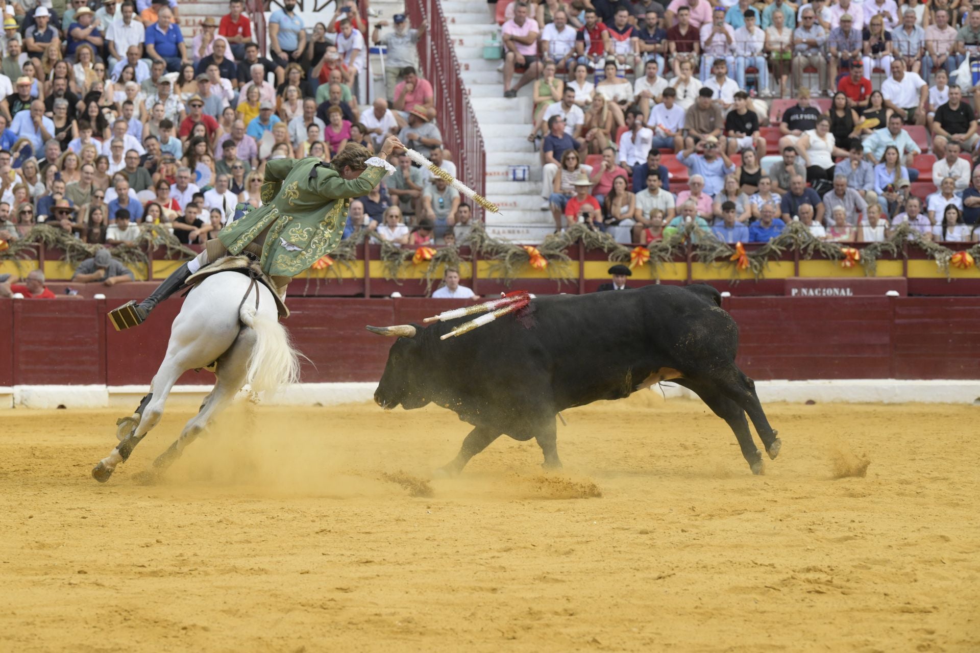 Las imágenes de la corrida de rejones de la Feria de Taurina de Murcia