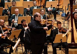 El violista de la Filarmónica de Berlín, Joaquín Riquelme.