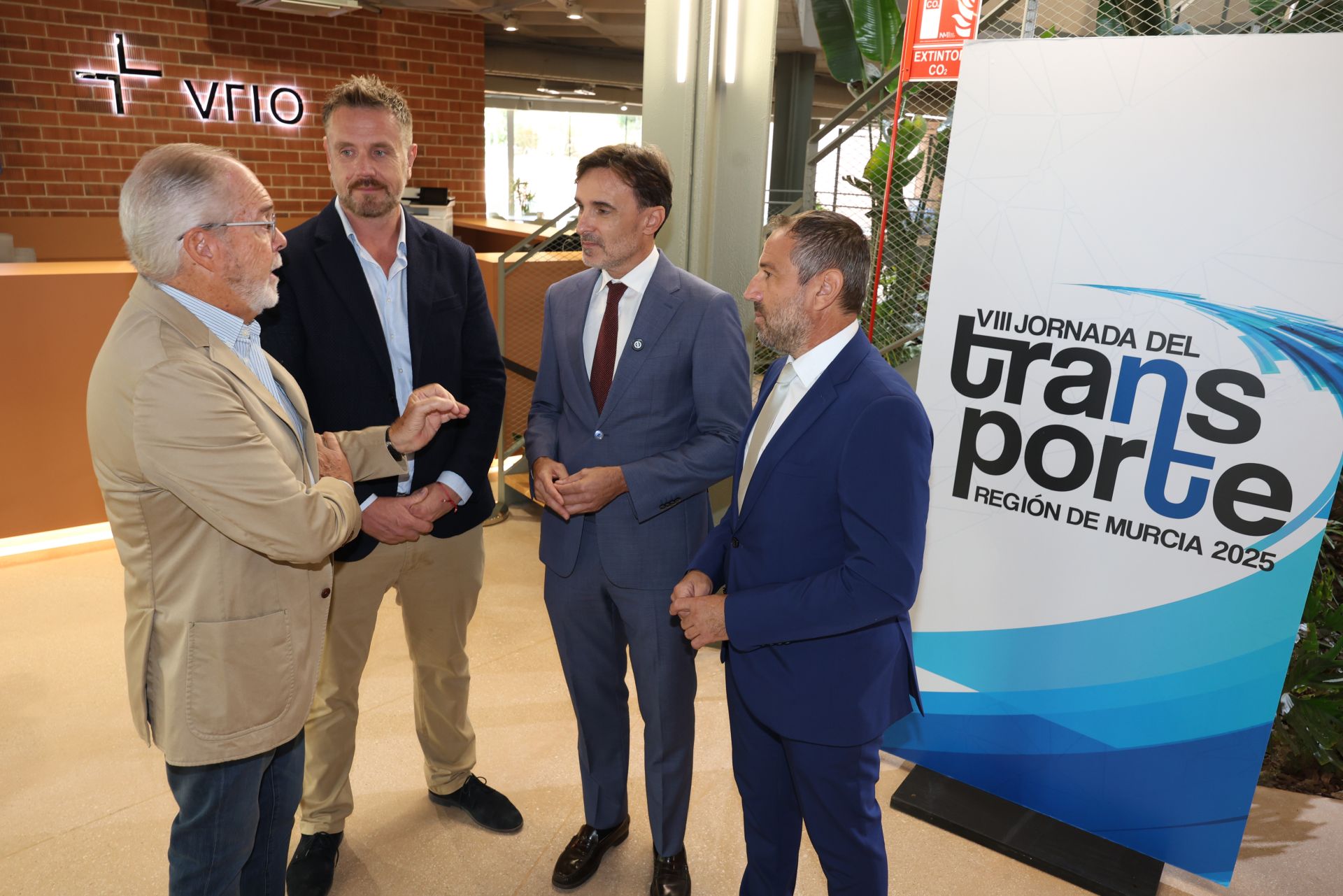 En imágenes, la VIII Jornada Sectorial del Transporte de la Región