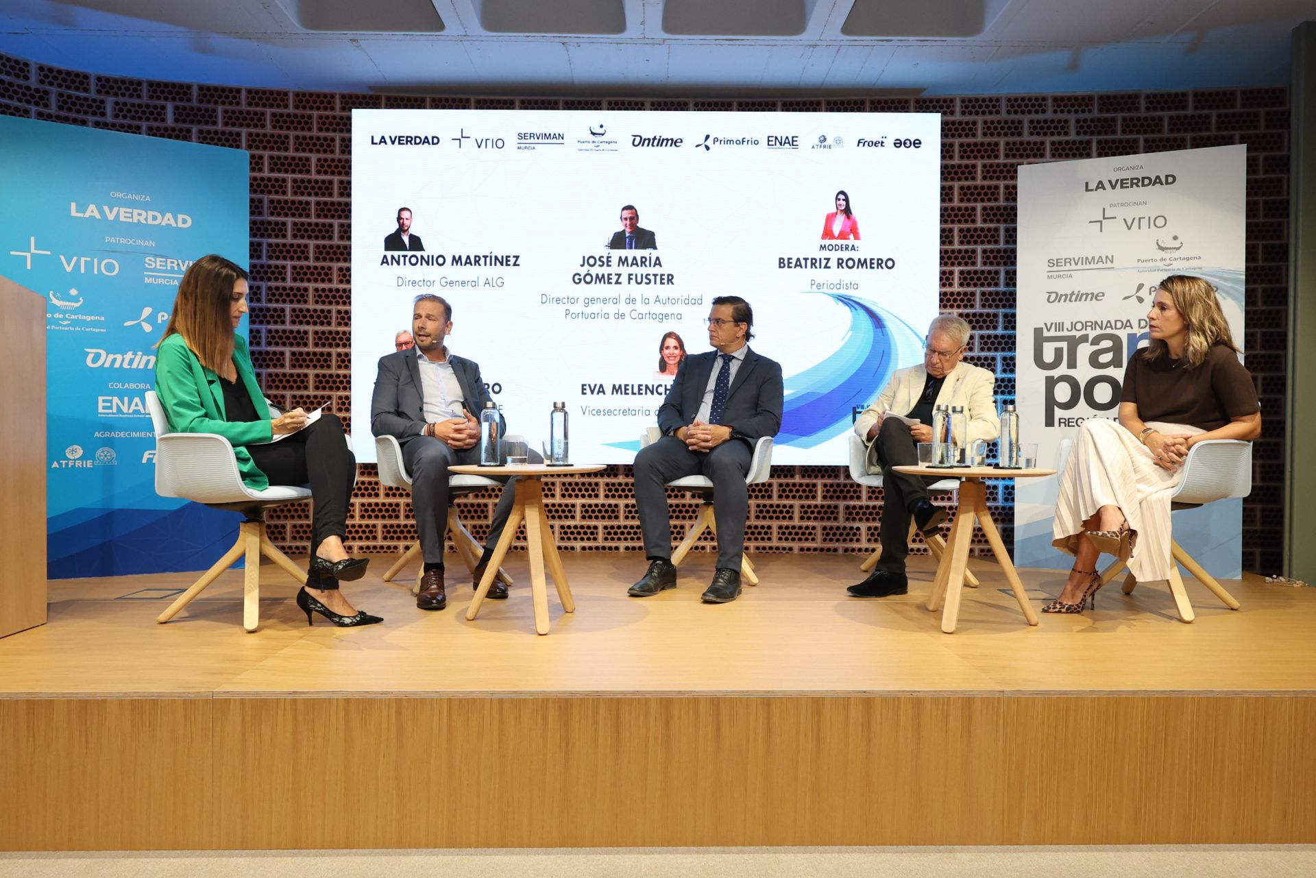 En imágenes, la VIII Jornada Sectorial del Transporte de la Región