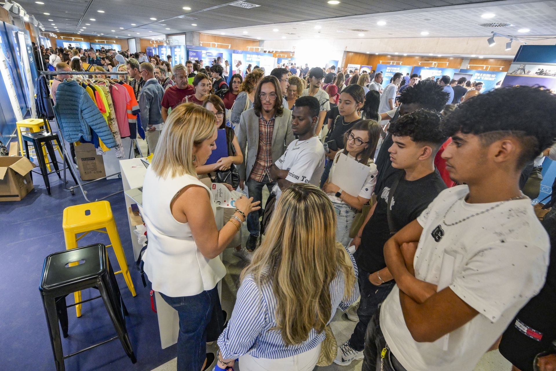 La inauguración de la Feria Regional de Empleo y Formación, en imágenes