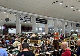 Alta afluencia de público en el Desembalaje de Antigüedades del pasado año.