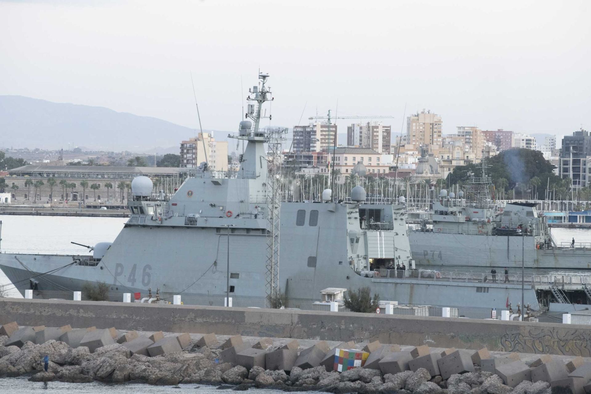 En imágenes, preparativos del &#039;Furor&#039; en el puerto de Cartagena antes de partir a Gaza