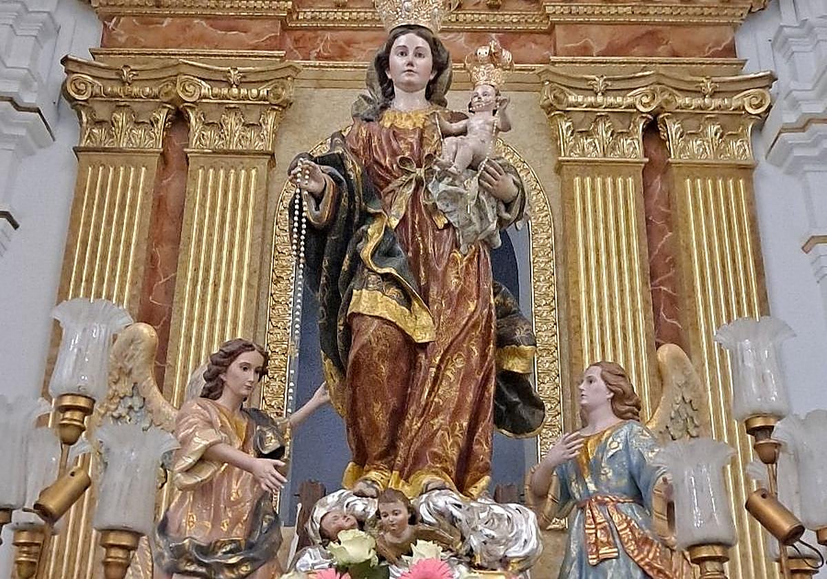Imagen de Nuestra Señora del Rosario, patrona de Sucina.