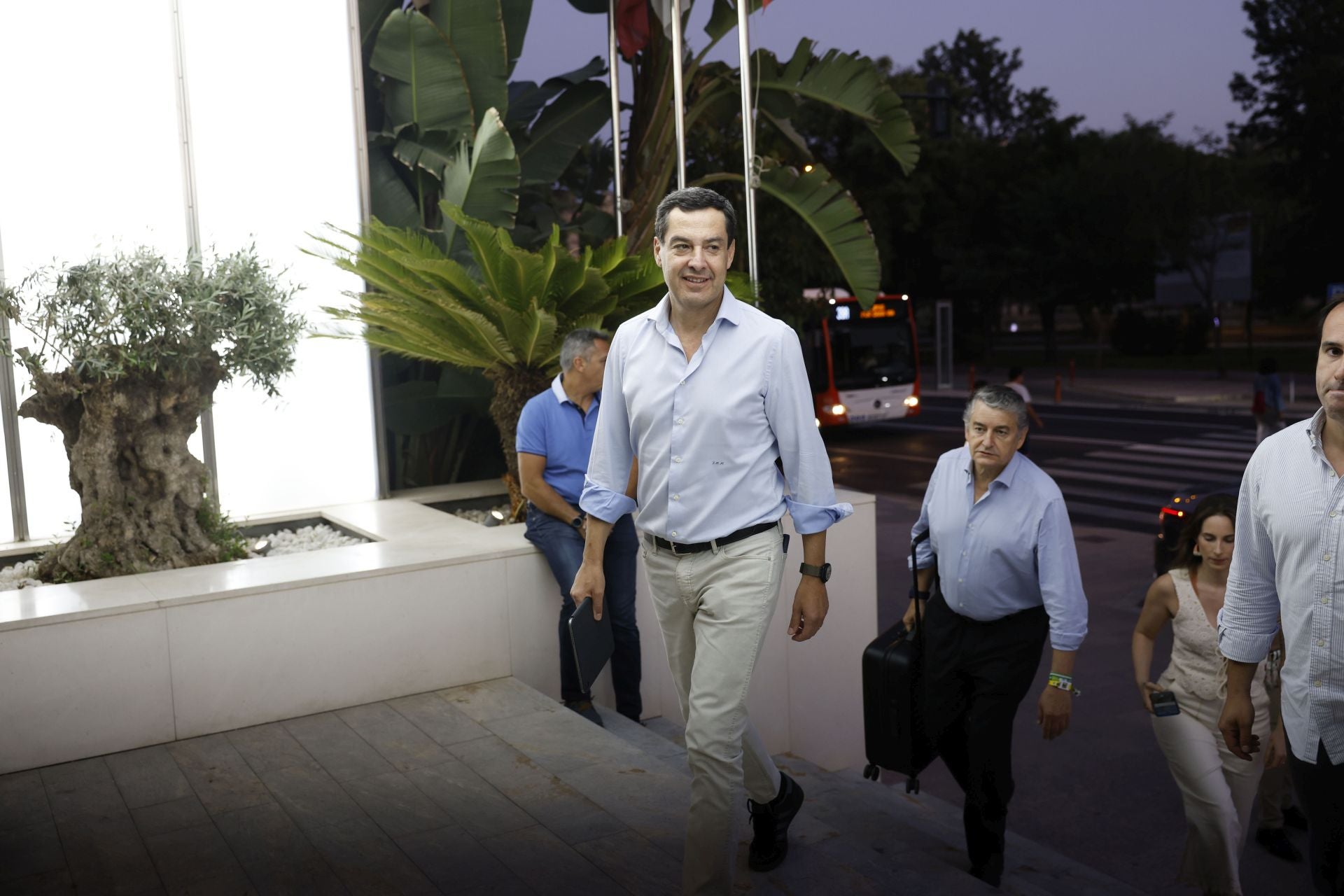 En imágenes, llegada de los presidentes autonómicos del PP a la cumbre de Murcia