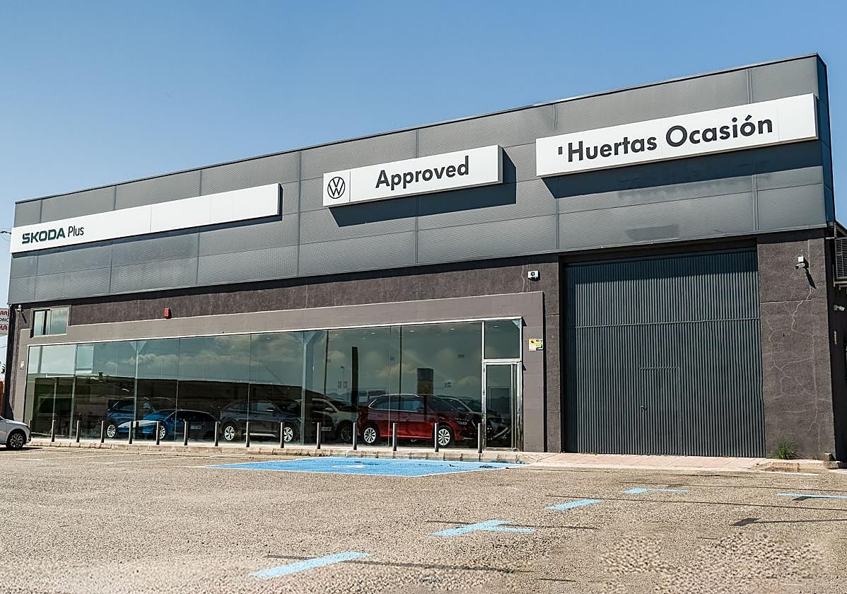 Instalaciones del nuevo concesionario de Huertas Ocasión en Lorca.