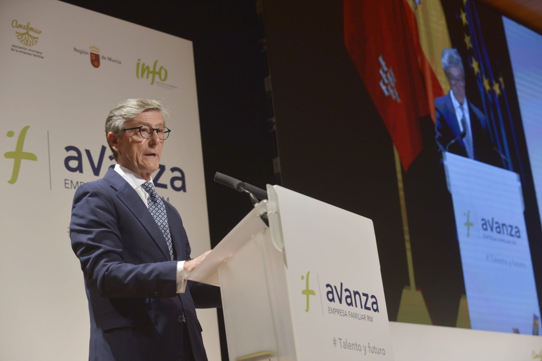 El Foro de Empresa Familiar de la Región de Murcia, en imágenes