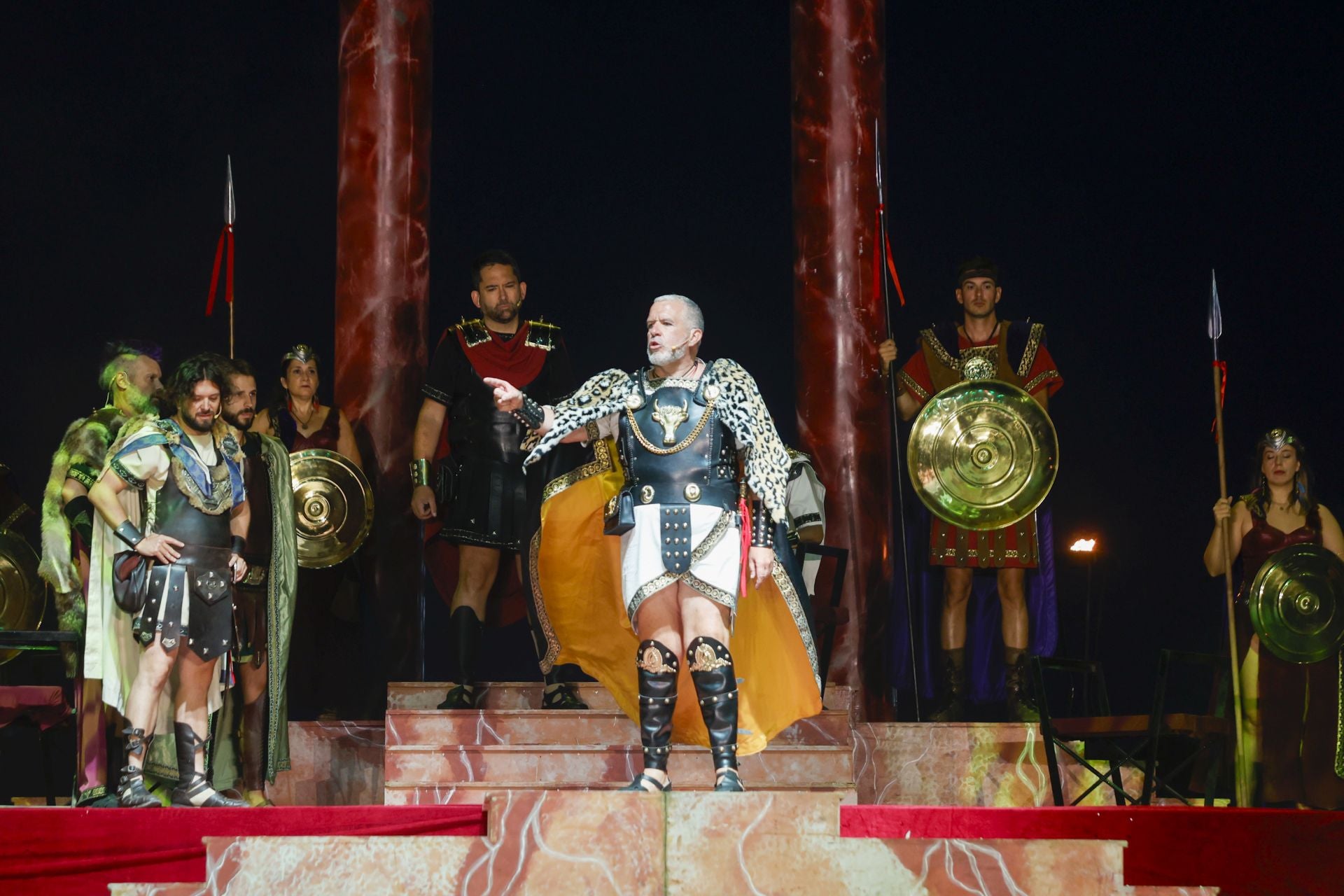 Aníbal contrata mercenarios en las fiestas de Carthagineses y Romanos, en imágenes