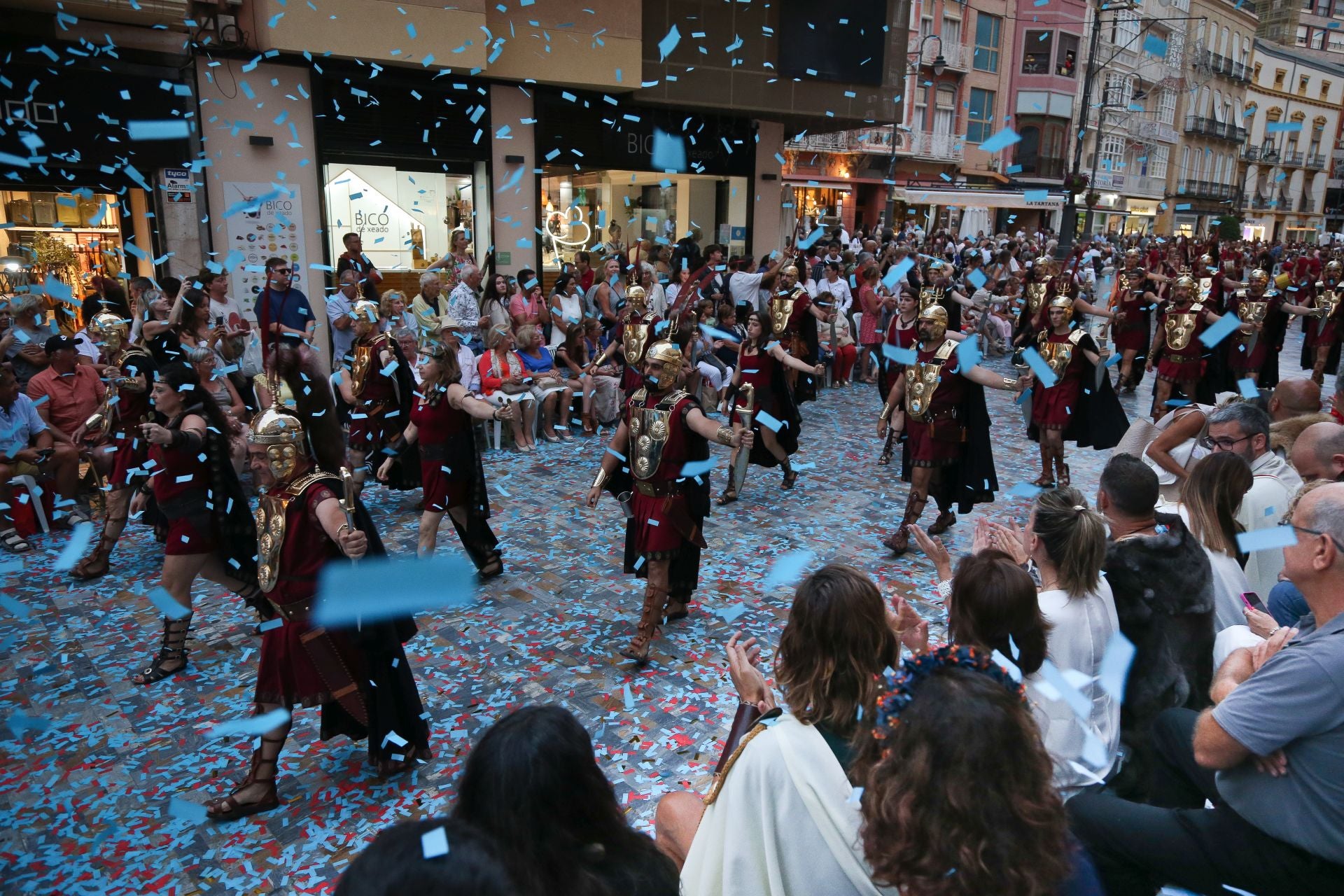 Las imágenes del gran desfile de Carthagineses y Romanos