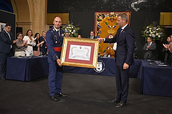ACto de entrega del título de Hijo Predilecto de Caravaca de la Cruz al general Pascual Soria Martinez