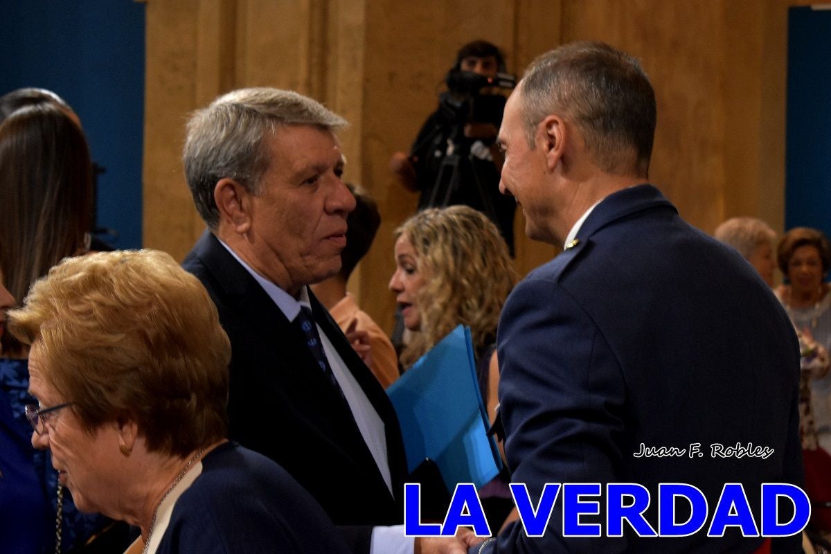 Imágenes de la entrega del título de Hijo Predilecto de Caravaca al general Pascual Soria