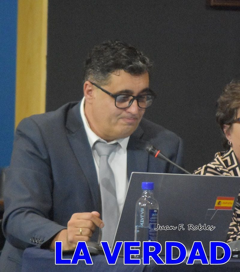 Imágenes de la entrega del título de Hijo Predilecto de Caravaca al general Pascual Soria