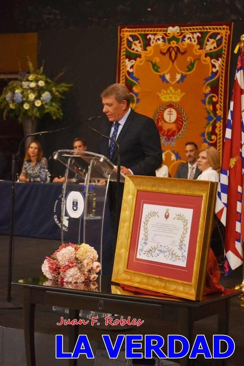 Imágenes de la entrega del título de Hijo Predilecto de Caravaca al general Pascual Soria