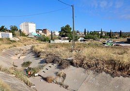 La rambla Ventosa, este viernes, a su entrada a la calle San Nicolás, en Javalí Viejo.