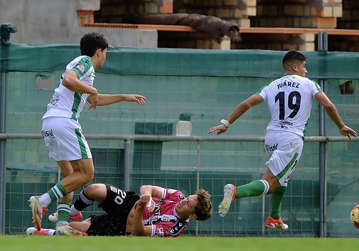 El FC Cartagena sufre un duro castigo en Sanlúcar, en imágenes