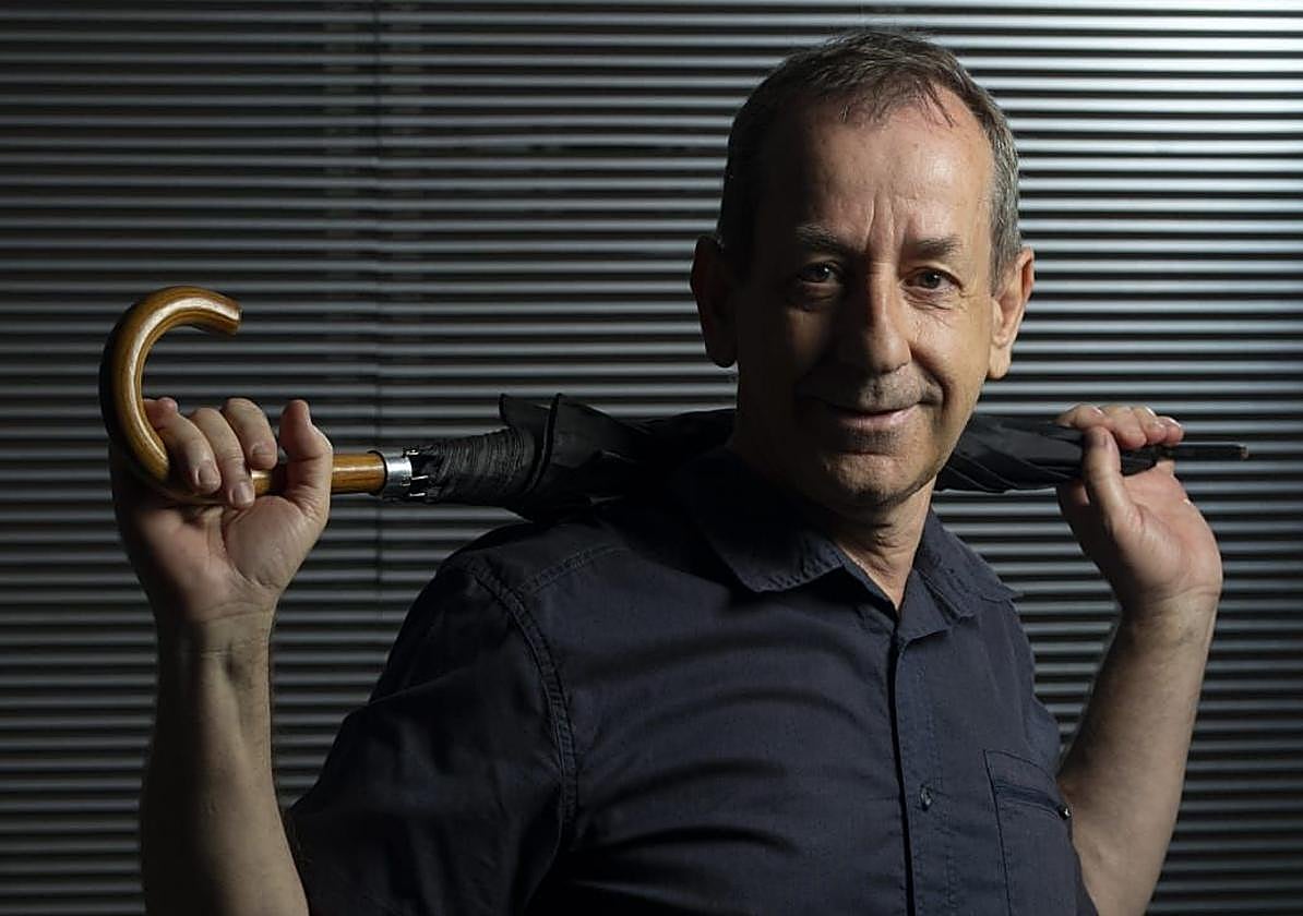 El escritor Emilio Gavilanes (Madrid, 1956).