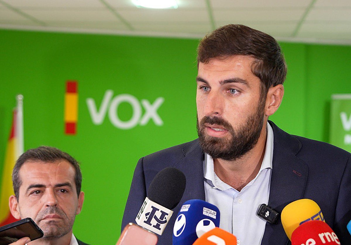 José Ángel Antelo este lunes en la sede de Vox en Murcia.