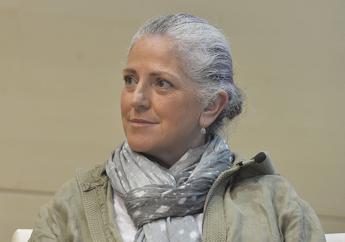 Inma Pelegrín (Lorca, 1969), en un encuentro literario en Mazarrón.