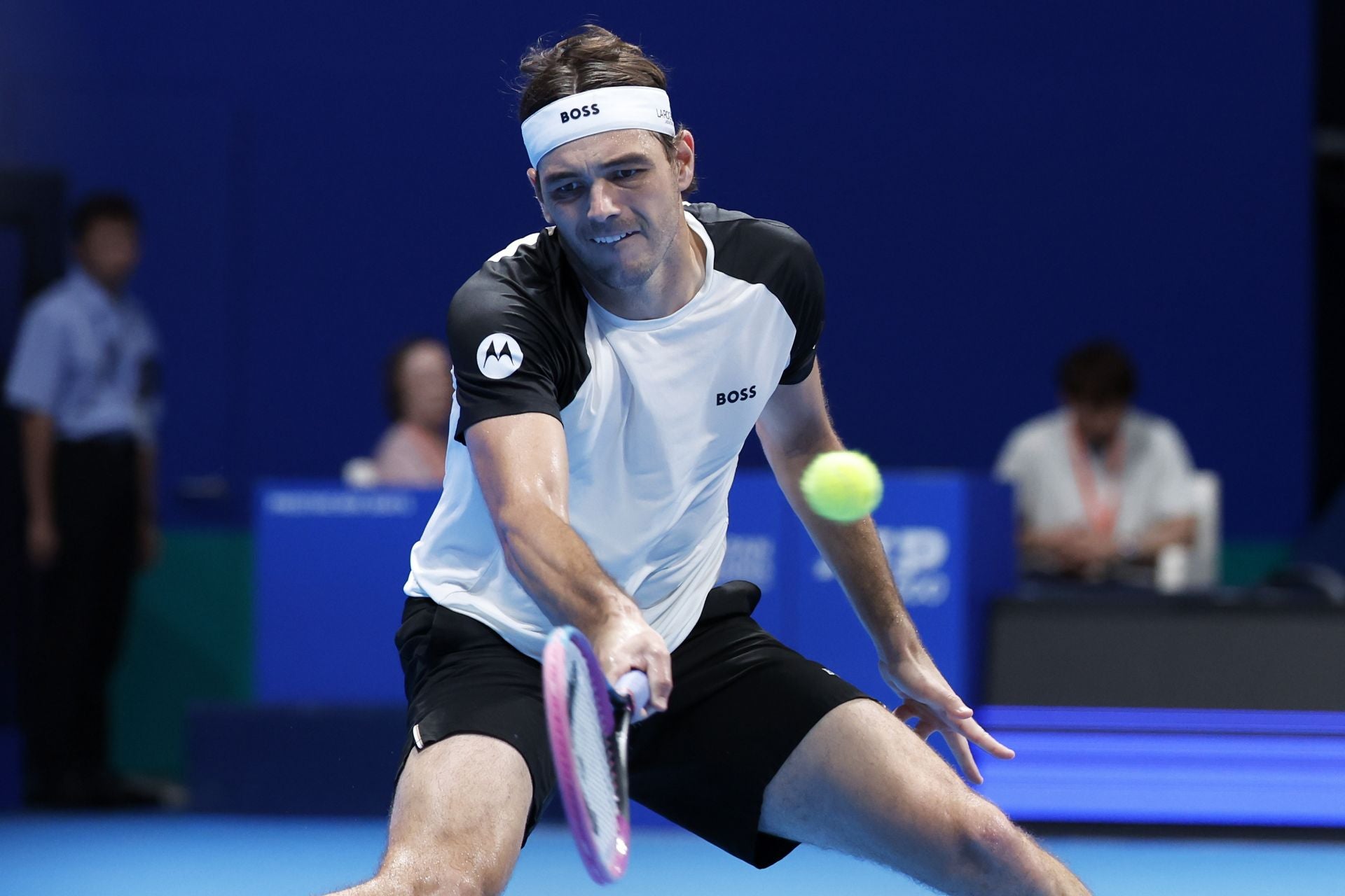 En imágenes, Carlos Alcaraz gana en Tokio su octavo título del año