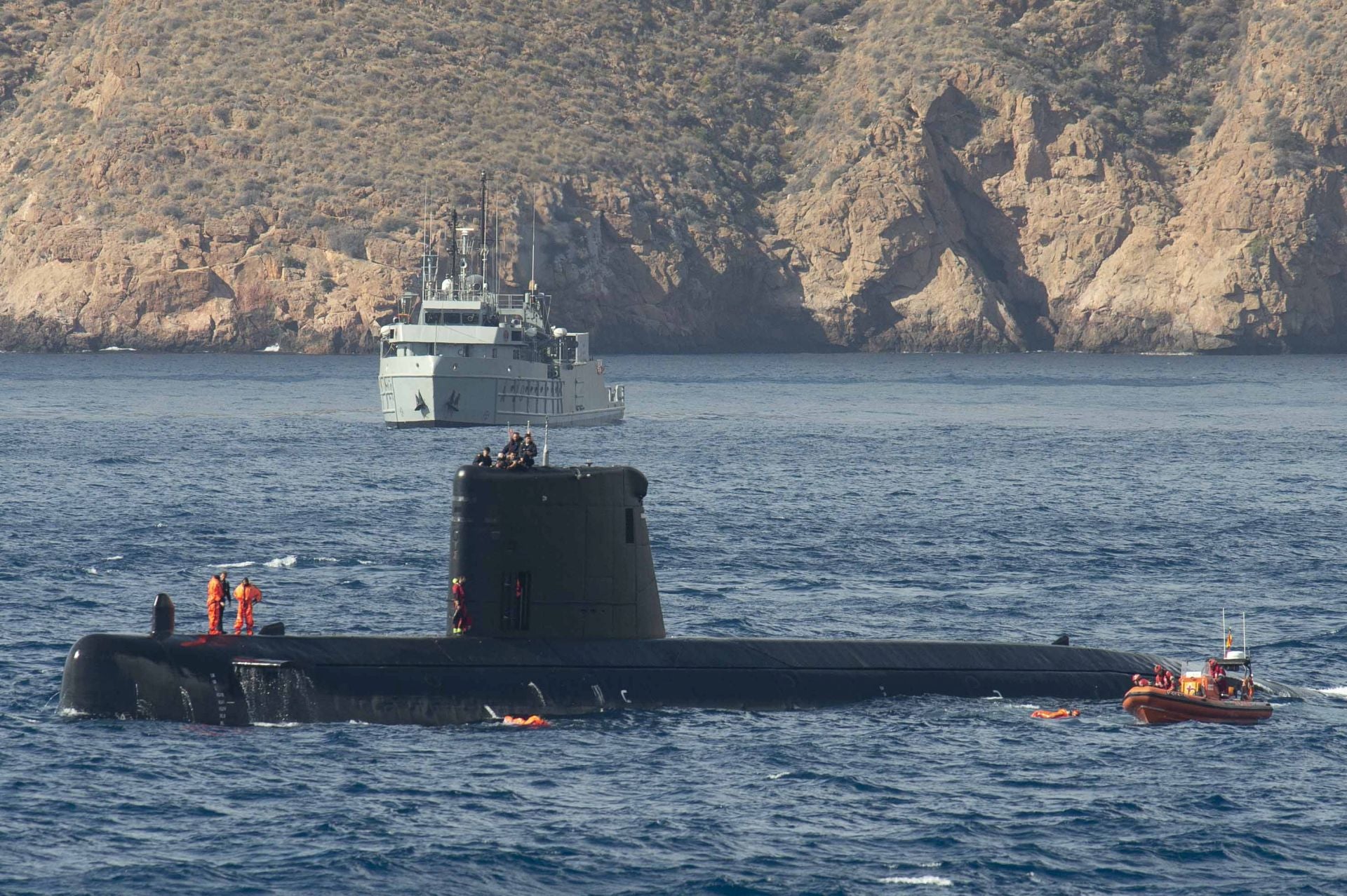 La Armada evalúa sus métodos de rescate en Cartagena, en imágenes