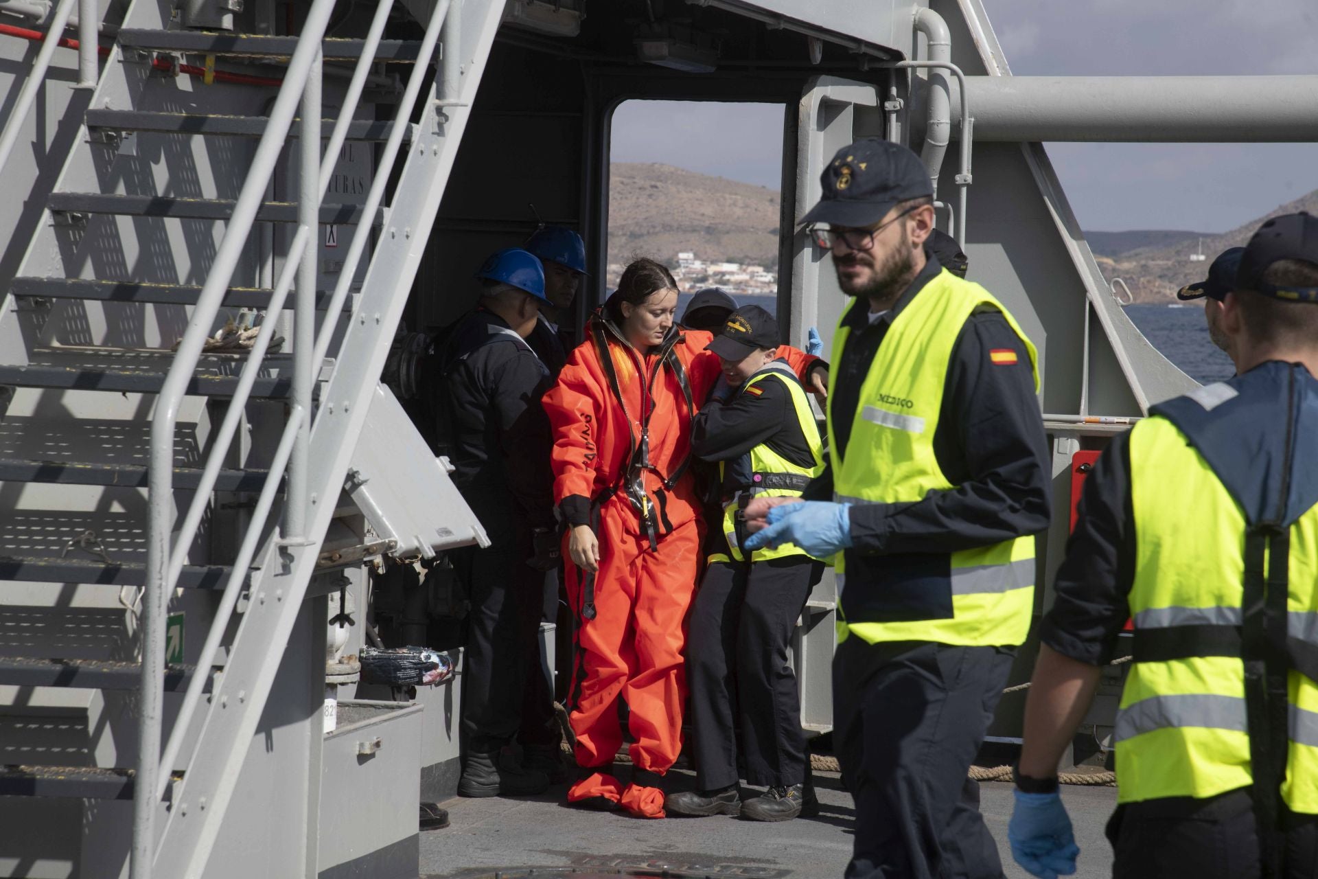 La Armada evalúa sus métodos de rescate en Cartagena, en imágenes