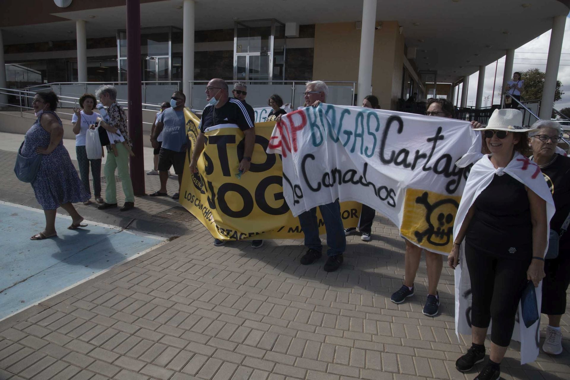 Las imágenes de la protesta de los vecinos de Los Camachos contra la planta de biogás