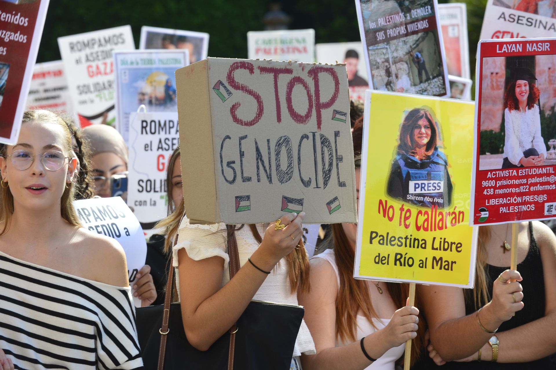 En imágenes, la protesta estudiantil contra el genocidio en Palestina a manos de Israel