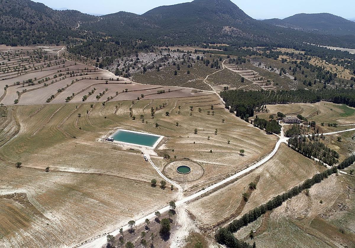 Concluyen las obras para mejorar los accesos al embalse de incendios de 'Reverte y Fuente Atocha' en Lorca