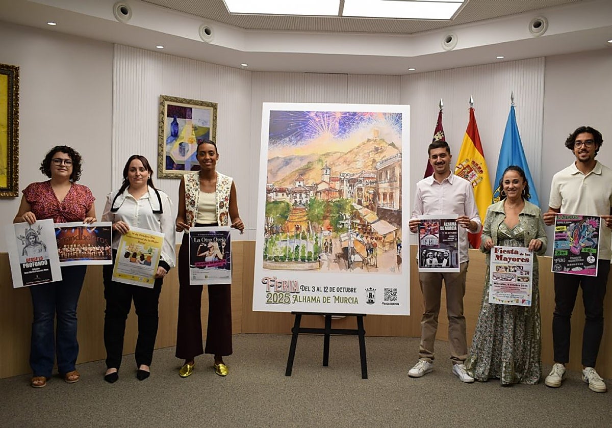 Presentación del programa de fiestas encabezado por la alcaldesa Rosa Sánchez.
