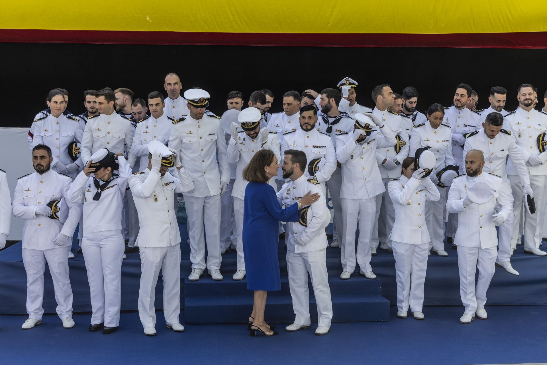 La puesta a flote del submarino S-82 &#039;Narciso Monturiol&#039;, en imágenes