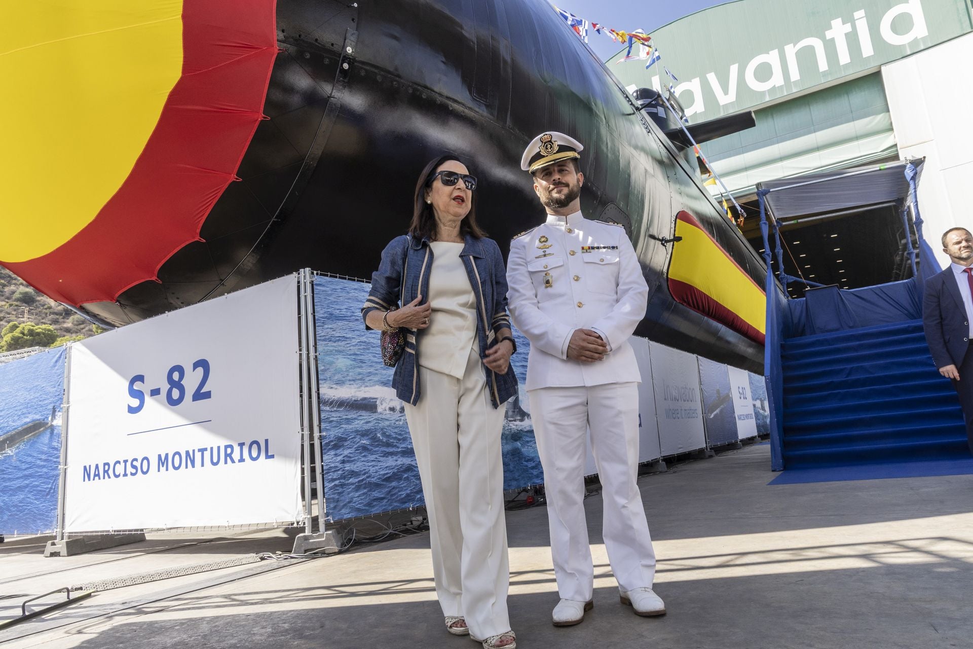 La puesta a flote del submarino S-82 &#039;Narciso Monturiol&#039;, en imágenes