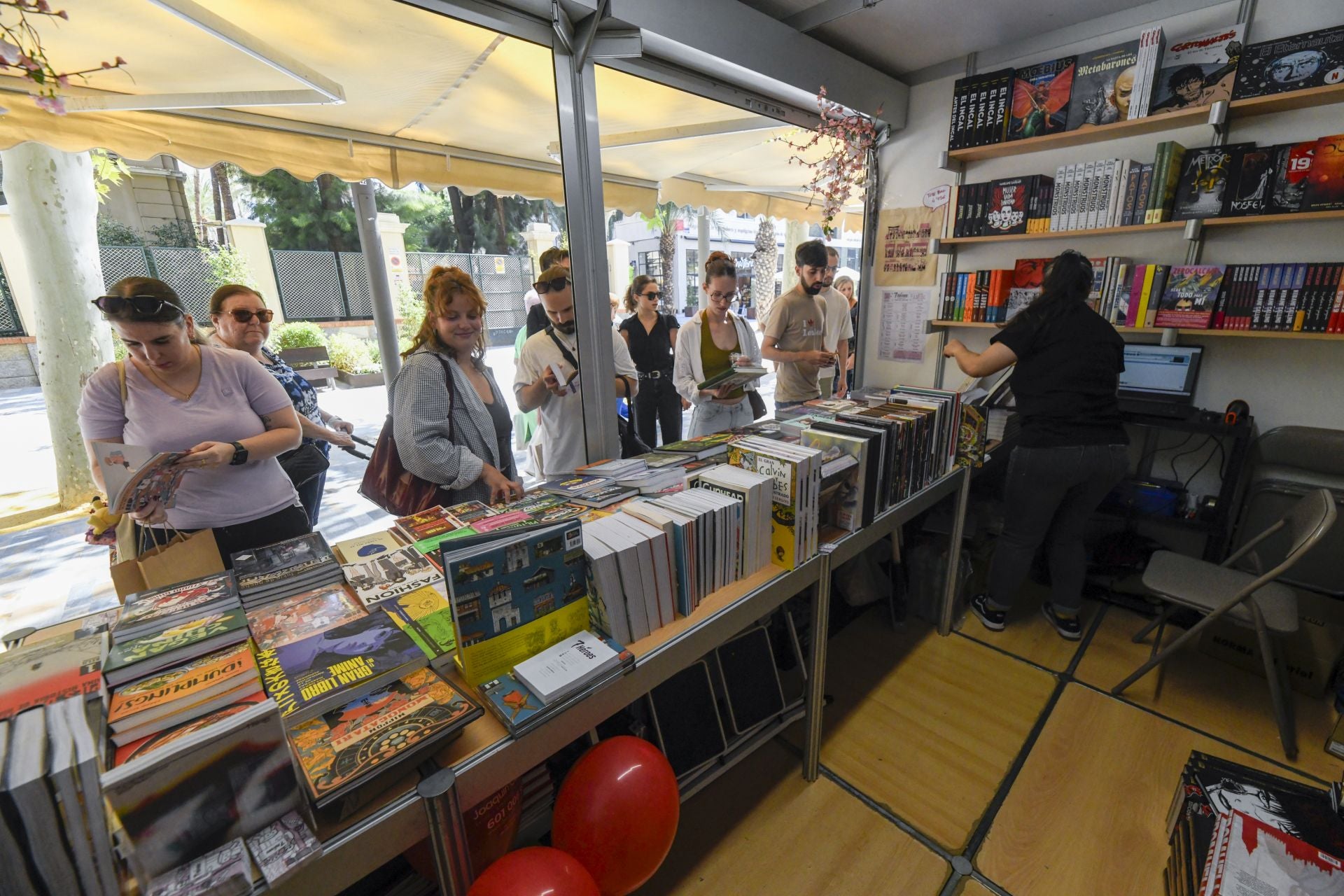 En imágenes, la inauguración de la Feria del Libro de Murcia