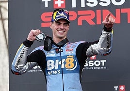 Fermín Aldeguer, este sábado, celebrando su segundo puesto.